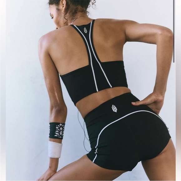 Free people movement island time shorts - Picture 2 of 7